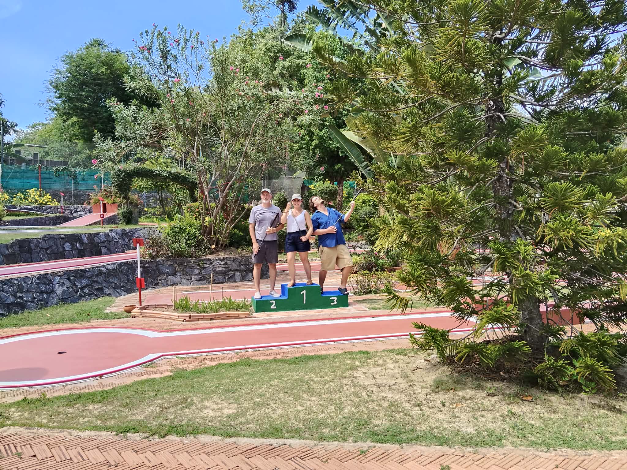 podium posing